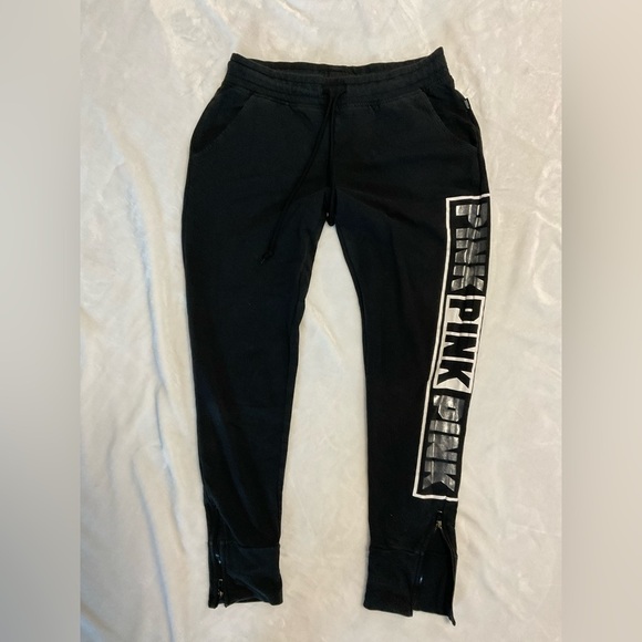 Vintage PINK Victoria Secret Black and Gold 'Eighty Six' Top and Pants S… - Picture 5 of 13